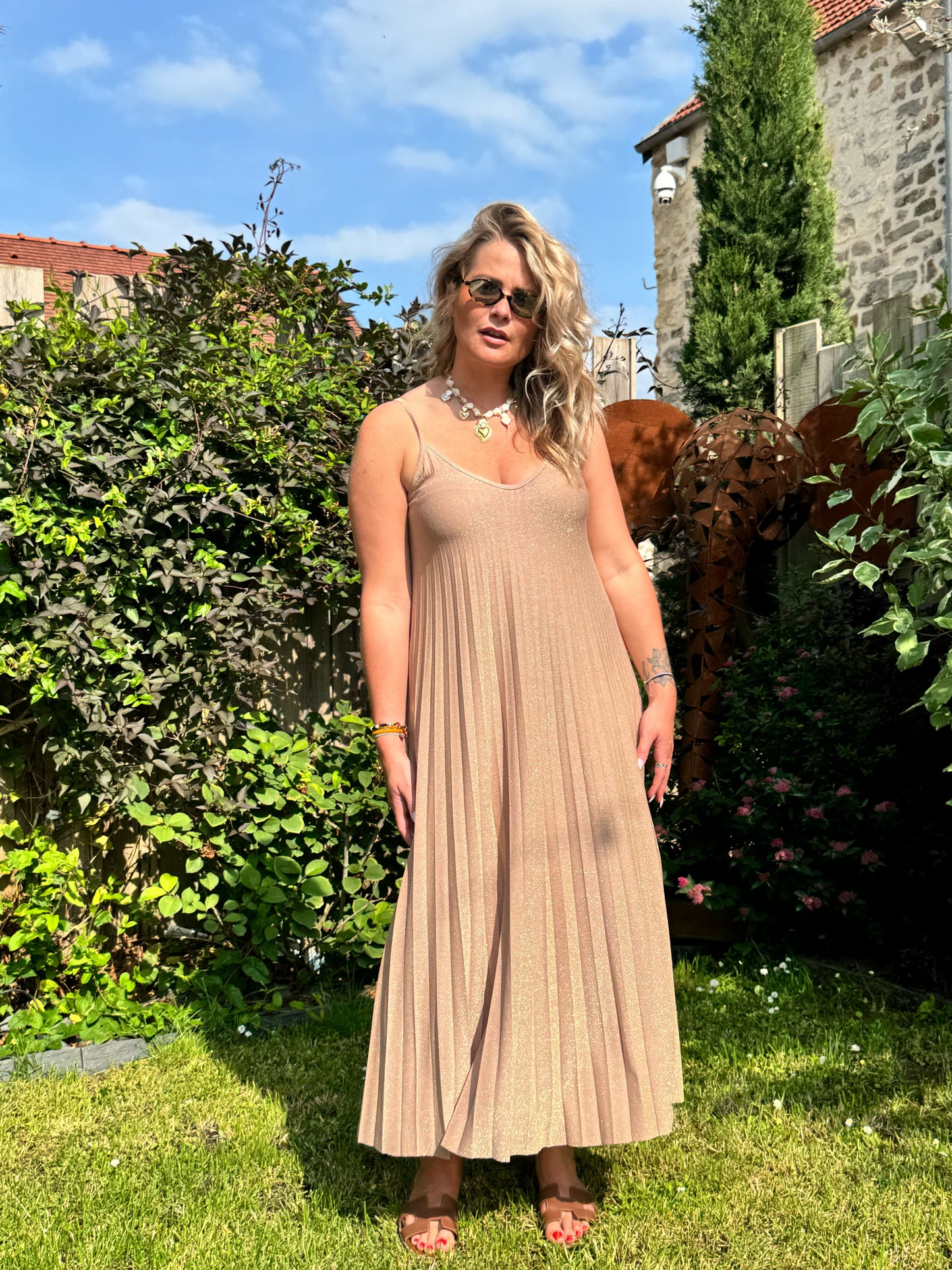 Robe Luna nude