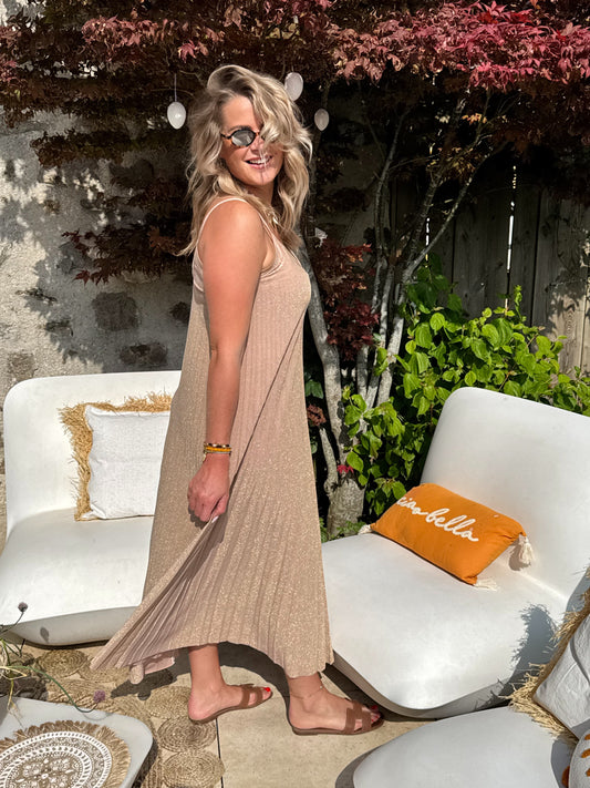 Robe Luna nude