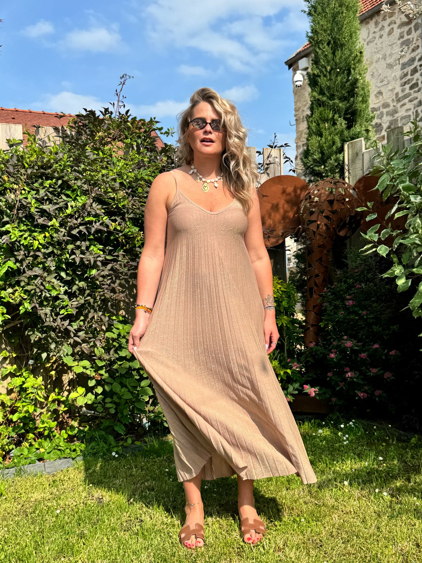 Robe Luna nude