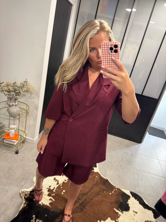 Ensemble Hailey short bordeaux