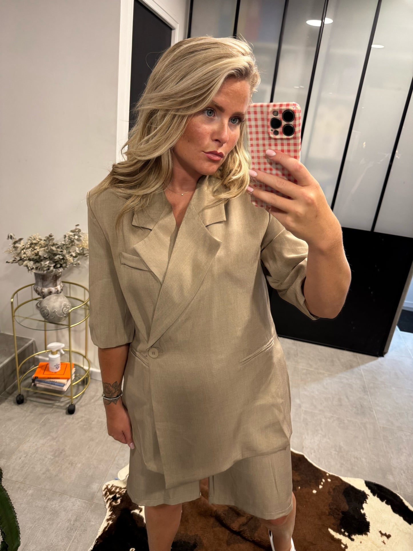 Ensemble Hailey short beige