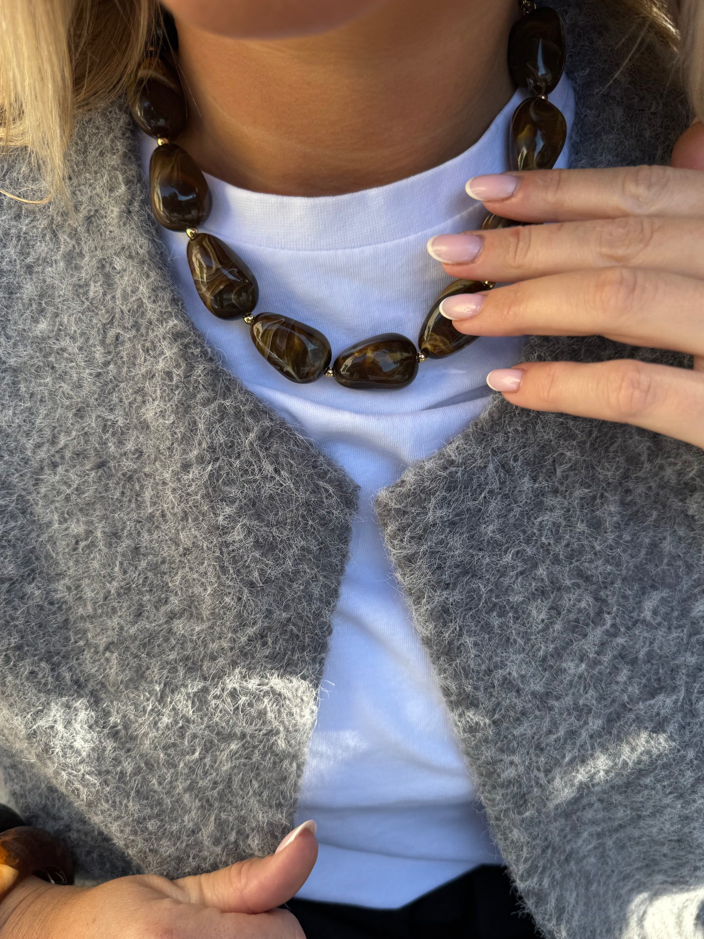 Collier Olivia marron